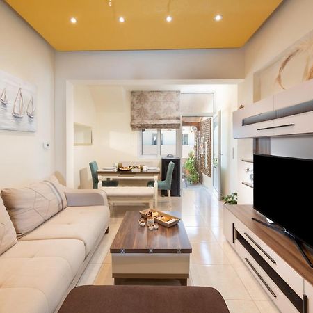 Mironia Apartment 伊拉克利翁 外观 照片